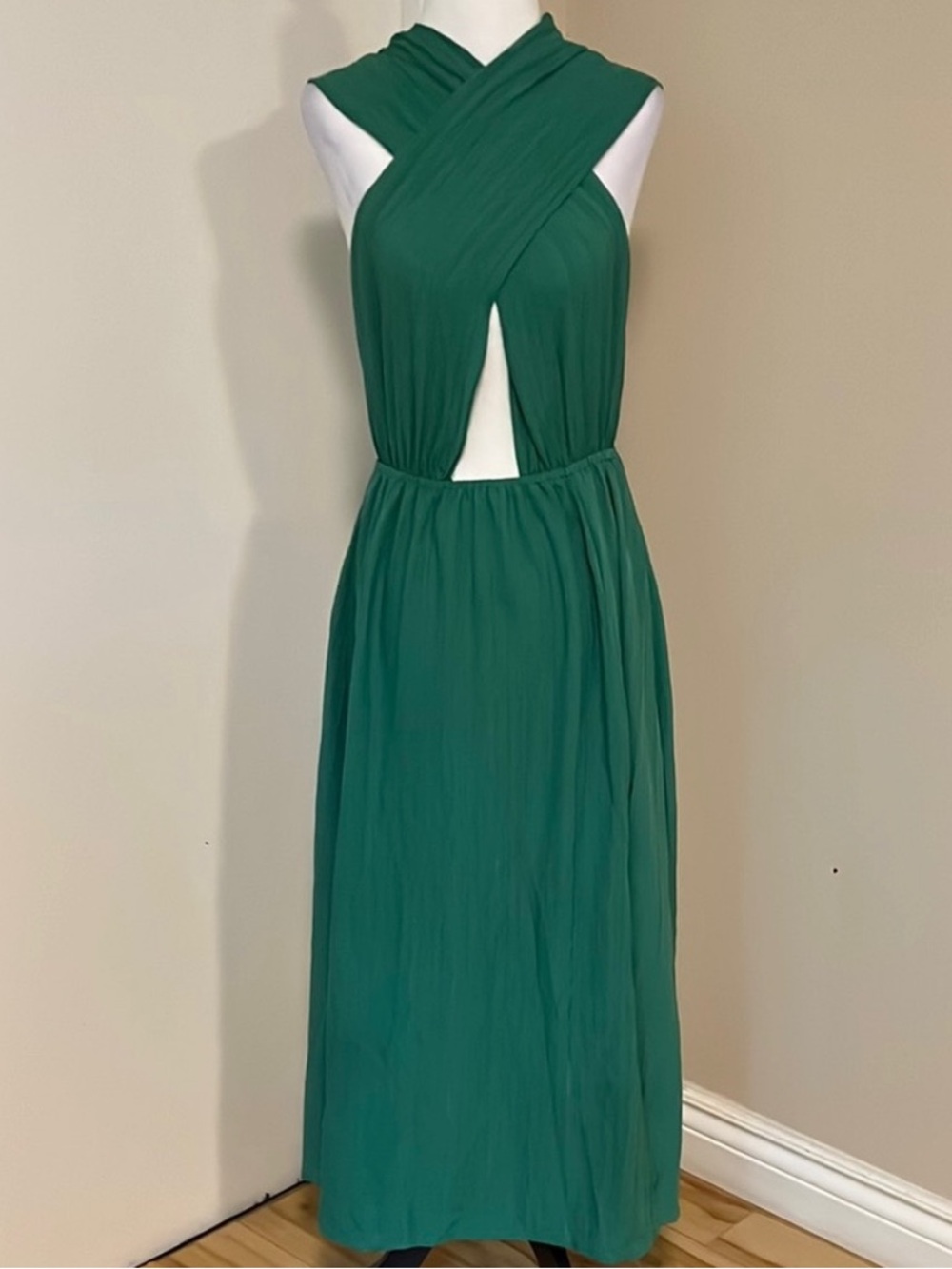 SHEIN • Women’s XS • Elegant Green • Maxi Dress • Multiple Ways To Tie Top